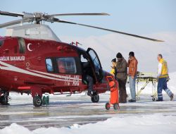 Ambulans helikopter imdada yetişti